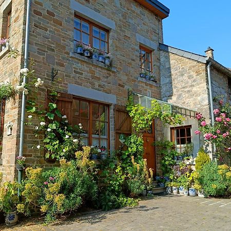 Le Jardin Des Miroirs Bed & Breakfast Esneux Екстериор снимка